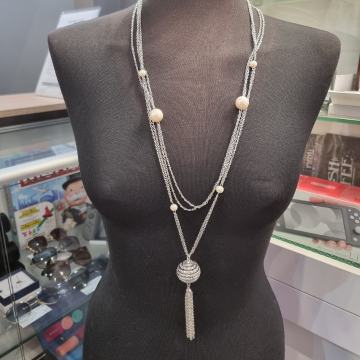 OGRLICA SA UMJETNIM BISERIMA I KUGLOM BIŽUTERIJA  *DO 24 RATE* R1!