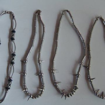 ** OGRLICE,LANČIĆI s šiljcima **