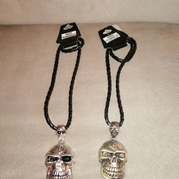 OGRLICE MRTVAČKA GLAVA