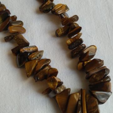 OGRLICE OD POLUDRAGOG KAMENA - TIGROVO OKO