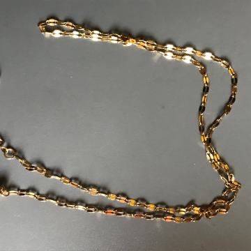 Ogrlice uz vrat, bižuterija