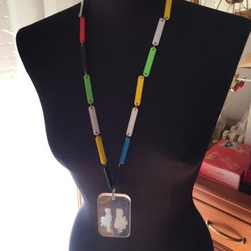 PLASTIČNA OGRLICA - privjesak sa slikom djece