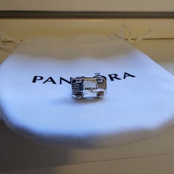 Privjesak Pandora srebro-auto sa božićnim borom