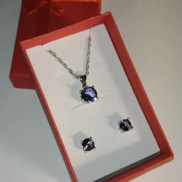 Srebrni set nakita ( ljubičasti okrugli )