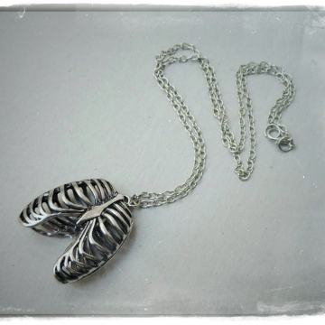 Skeleton srebrna ogrlica