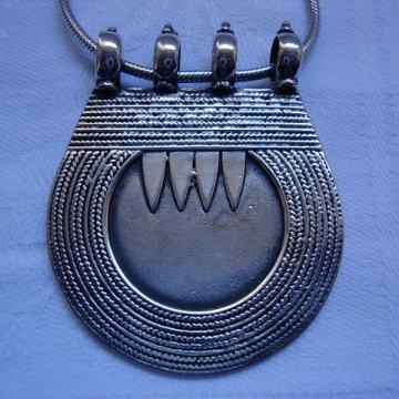 SREBRNA OGRLICA 925 SA PRIVJESKOM 925 VINTAGE 1960.