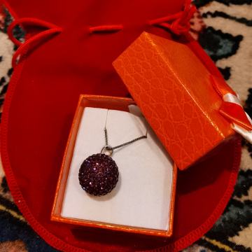 Srebrna ogrlica sa swarowski kristalima - 550 kn