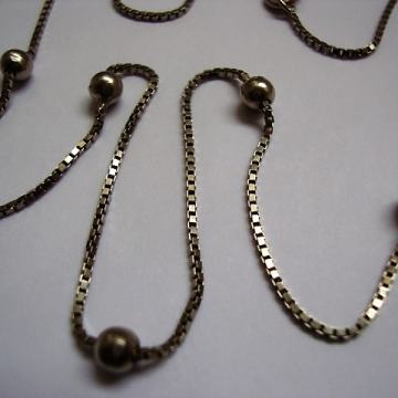 SREBRNA OGRLICA VINTAGE 1970. SREBRO 925 RUČNI RAD KUGLICE