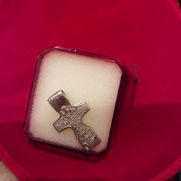 Srebrni križ - 470 kn