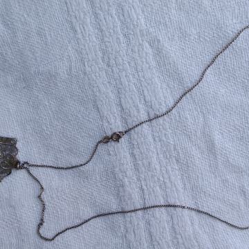 SREBRNI LANČIĆ S FILIGRANSKIM PRIVJESKOM 1