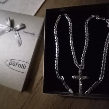 Srebrni lančić sa privjeskom