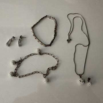 Srebrni nakit u kompletu!!!