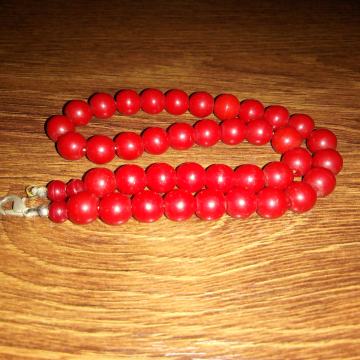 Stara crvena ogrlica - BIŽUTERIJA