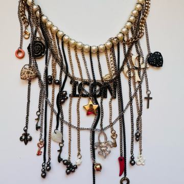 Stradivarius Bogata ogrlica