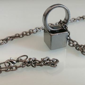 Ogrlica/lančić s privjeskom