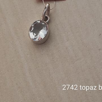 Topaz bijeli poludragi kamen privjesak