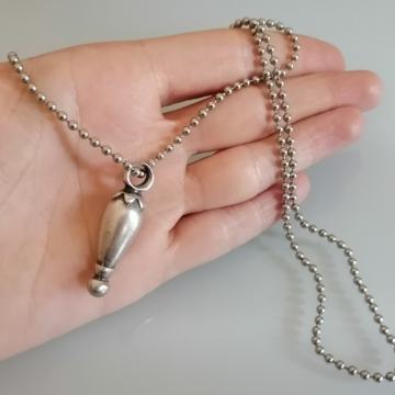 Hrvatski tradicijski nakit - ogrlica s privjeskom