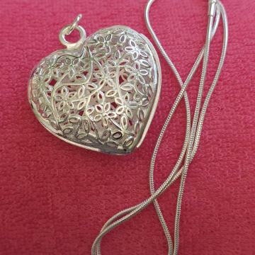Veliki privjesak srce na lančiću