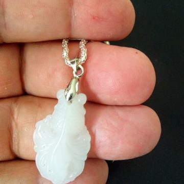Žad bijeli - Jade - privjesak - ogrlica - no.0006x