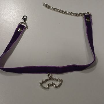 Ženska ogrlica od baršuna