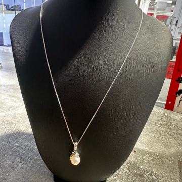 ZLATNA OGRLICA 14K 3,47G