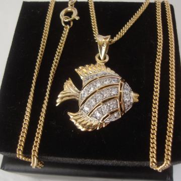 ZLATNA RIBICA PRIVJESAK SA OGRLICOM - SREBRO 925 I POZLATA