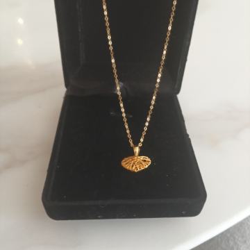 Zlatni lančić, privjesak srce 18 k