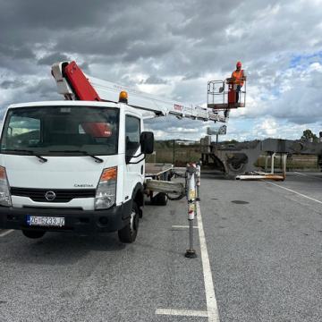 Nissan Cabstar | Dizalica CMC PLA 250,Visina 25 m – Prodaja/Najam