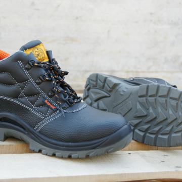 CIPELE HORNET DUBOKE S3