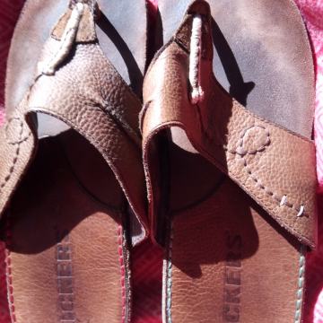 JAPANKE -NATIKACE br.44-KICKERS-koža