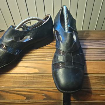 Muske kozne sandale nove