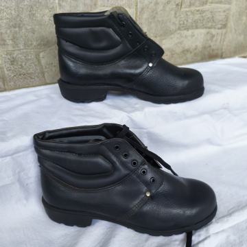 Muške radne cipele br.43, čelična kapica