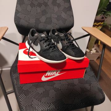 Nike tenisice za nogomet