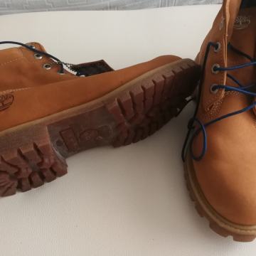 Sniženo - Original TIMBERLAND br 43
