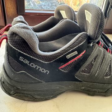 SALOMON Cipele za planinarenje vel. 46