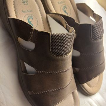 ŠLAPE ,NATIKACE-PAPUČE-br.41-Anatomske