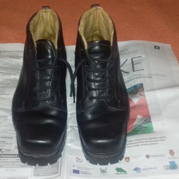 Stelvio crne radne muške cipele broj 43, made in Italy
