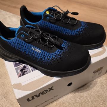 UVEX 1 G2 S1 P zaštitne cipele br. 45 - NOVO