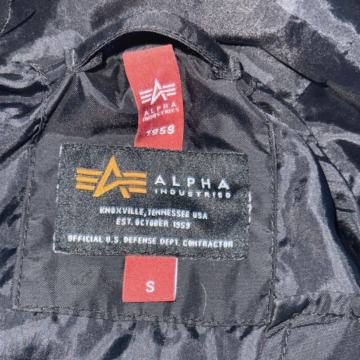 Alpha Industries Suskavac