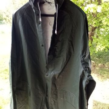 KIŠNA KABANICA br.50-52-zelena s kapuljčom