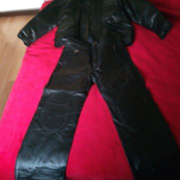 Kožno poštarsko odjelo