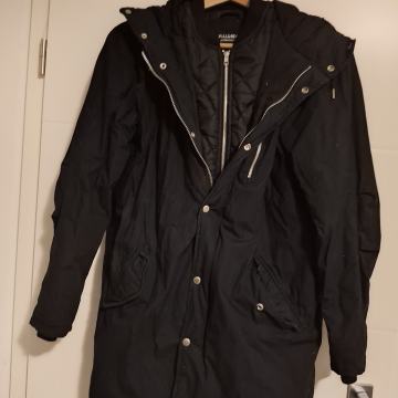 Prodajem novu musku jaknu