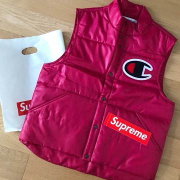 Supreme®/Champion® Puffy Vest, Magenta boja, XL
