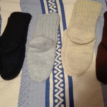 Vunene carape rucni rad