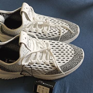 Krpene tenisice Black squad