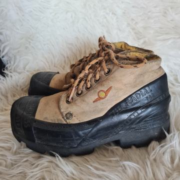 YELLOWCAB Zimske cipele br.37