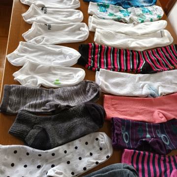 CARAPE RAZNE BROJ 38 I 40