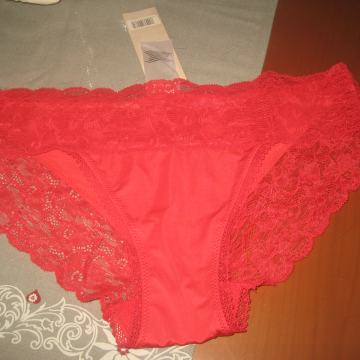 CRVENE GAĆICE VEL. M -   N O V O