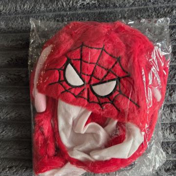 Kapa s pomičnim ušima NOVA