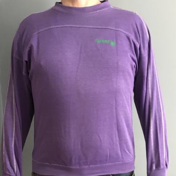 majica s natpisom Laser (sprijeda), a podaci+nacrt jedrilice (straga)